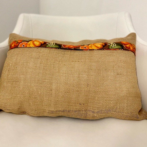 Handmade Thanksgiving pillow 🦃🧡 - Picture 3 of 4